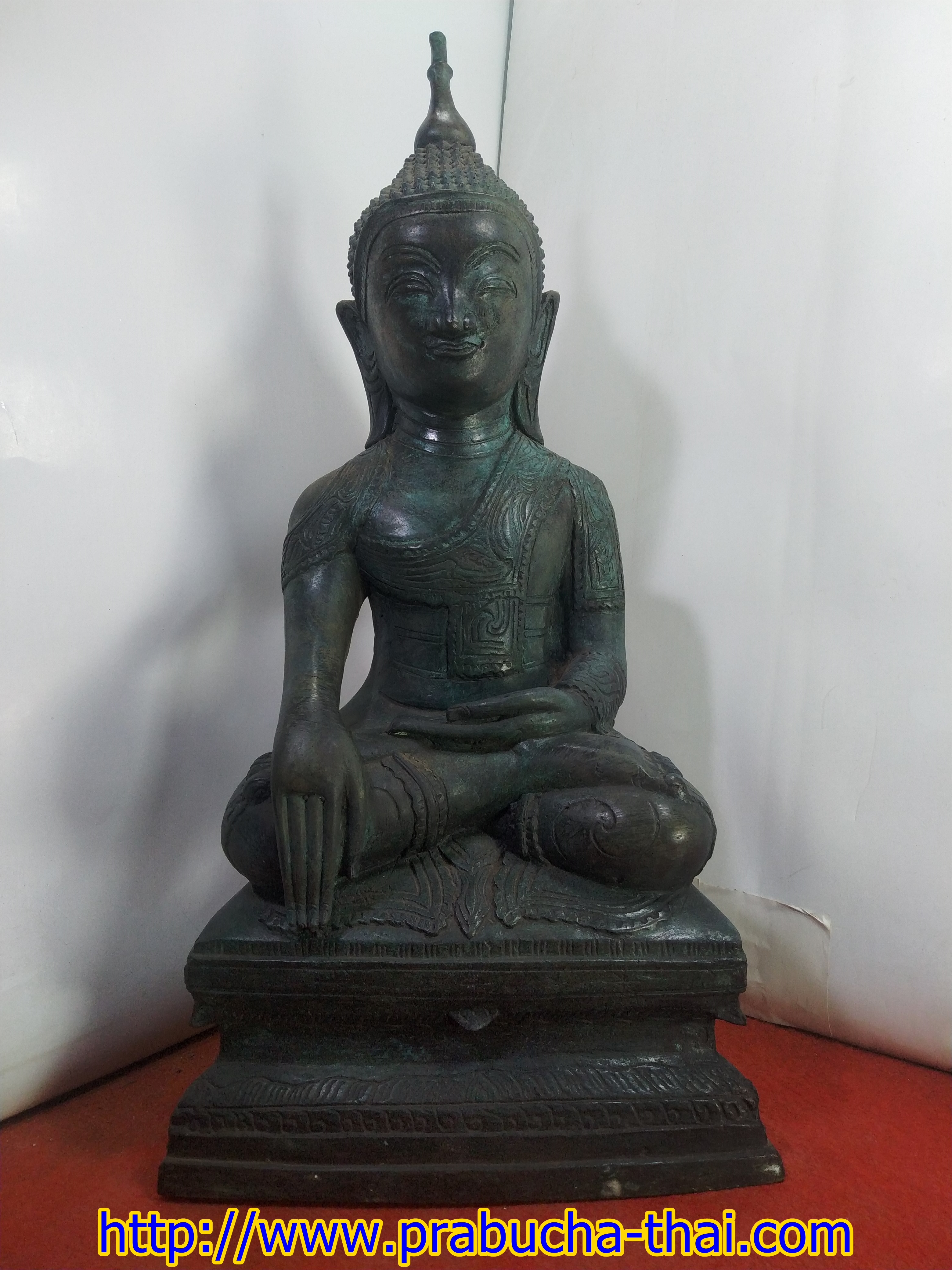 พระเชียงรุ้ง ทรงเครื่อง ฐาน 9 นิ้ว เนื้อโลหะสำริด