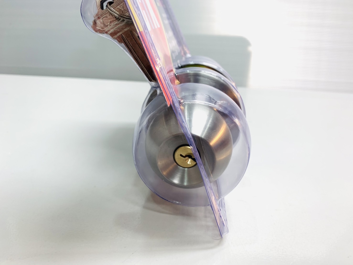 ลูกบิดประตูหัวกลม เหล็กชุบด้าน อัแผง CTX