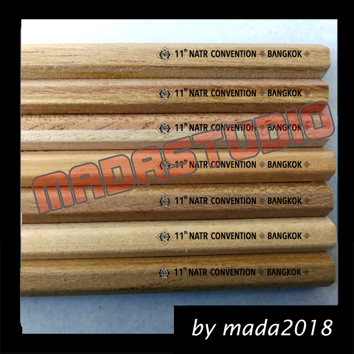 ดินสอไม้ เหลี่ยม กลม ลงตัวหนังสือสกรีนได้