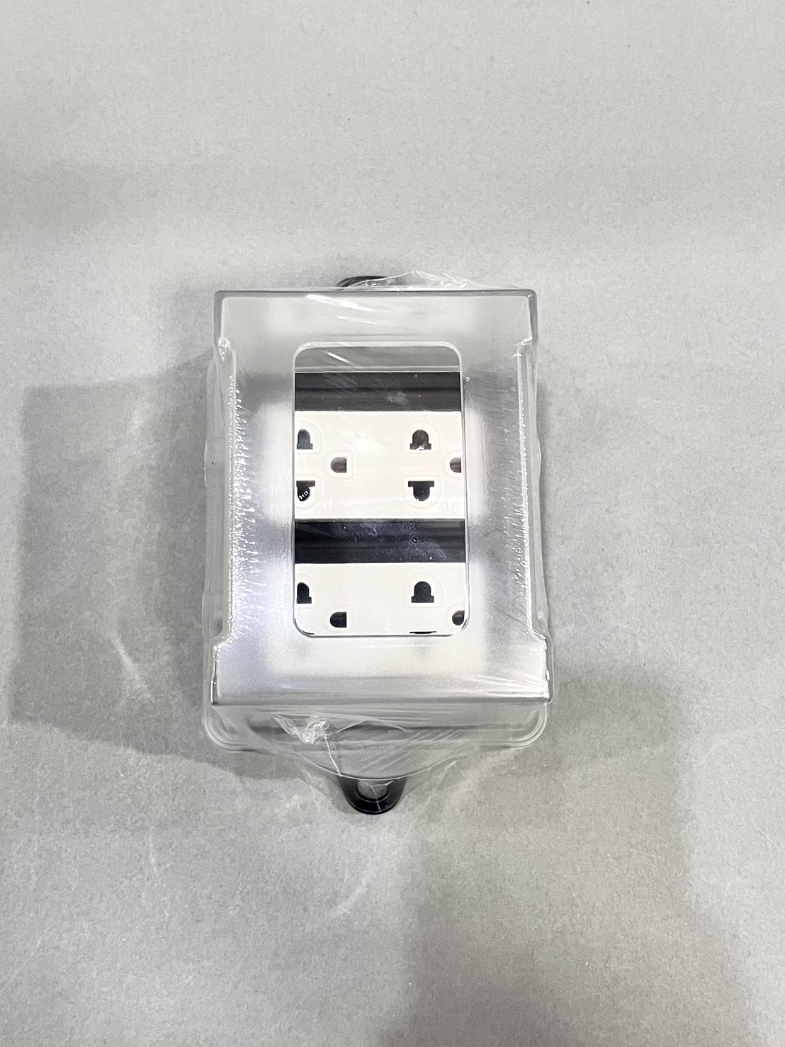 บ็อกยาง+ฝาสูงกันน้ำ RBNS4-NM-CC Nano