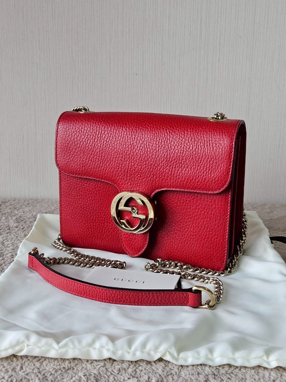 Gucci Interlocking Red