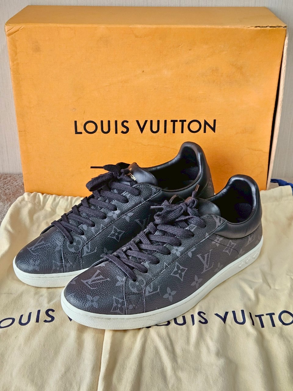 LV Luxembourg sneaker