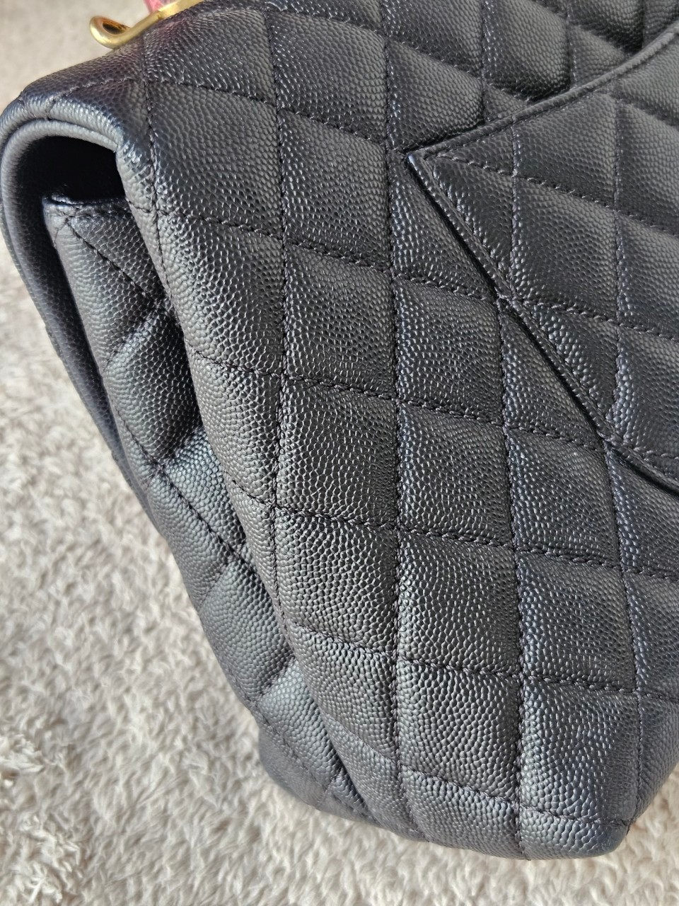 Chanel Coco 10.5 Caviar Lizard holo26