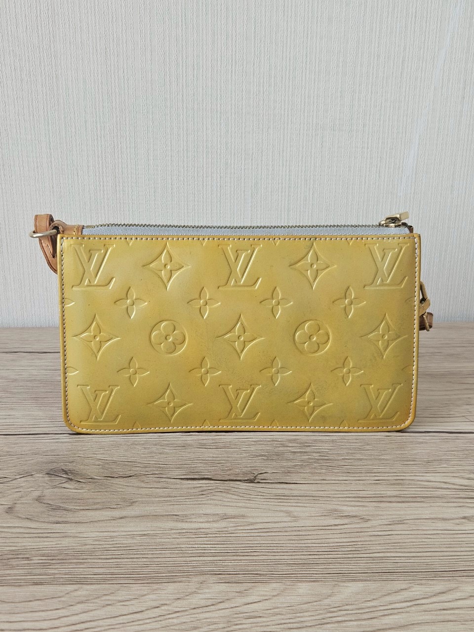 LV Lexington Pochette Monogram Vernis