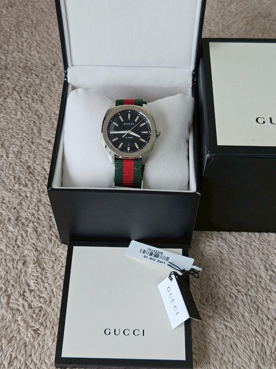 Gucci watch ya142305