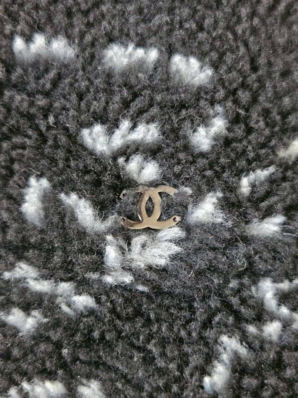 Chanel faux fur interlocking cc bucket hat