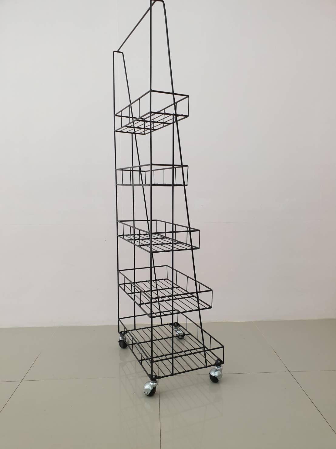 ชั้นวางสีสเปรย์