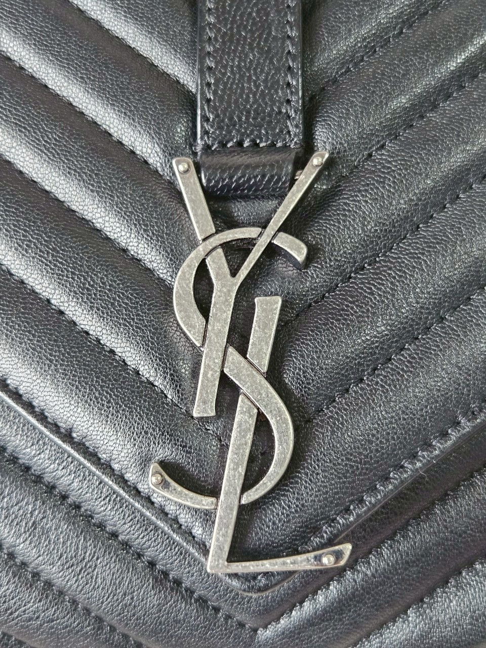 YSL 392738 College Large