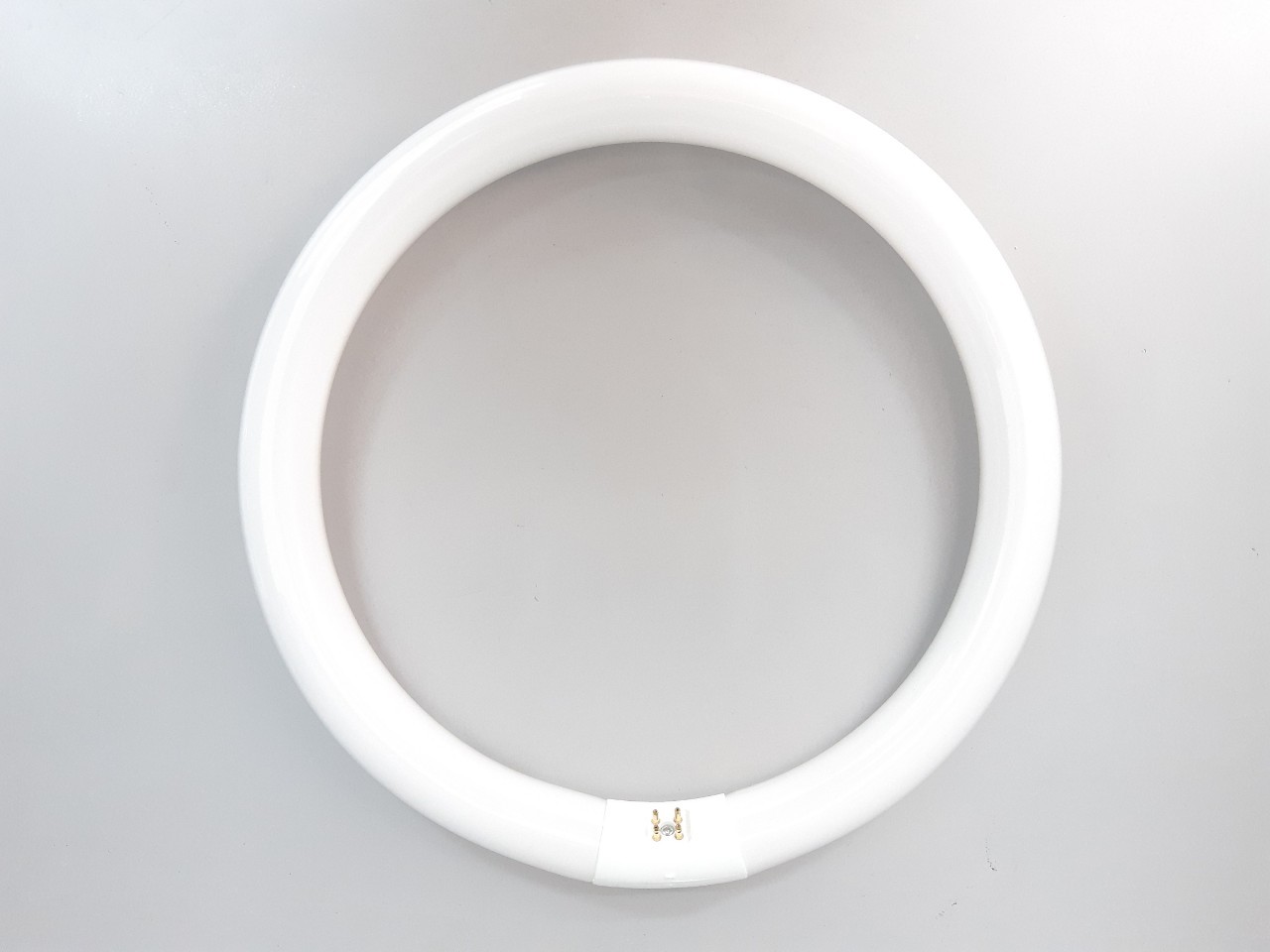 หลอดนีออน 32 w แลมป์ตัน (นีออนกลม)