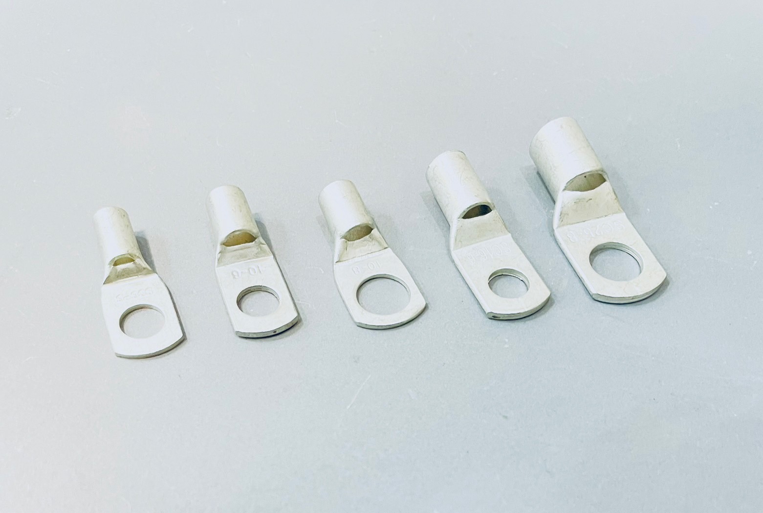 หางปลาหนาทรงยุโรป