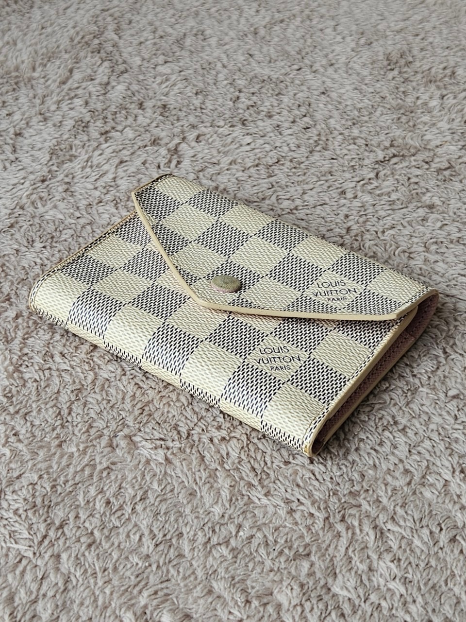 LV Victorie Azur ปี21 microchip