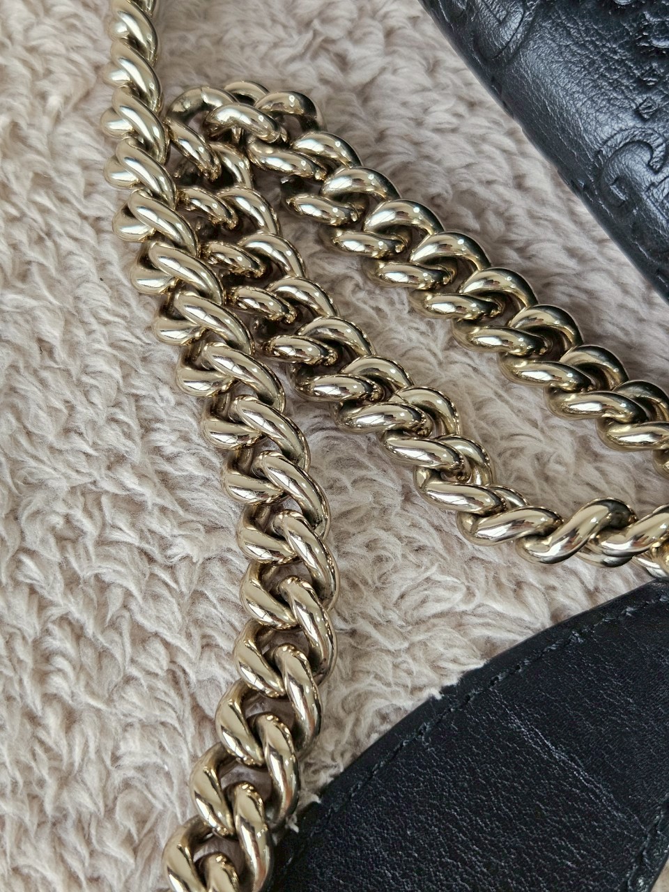 Gucci 295402 Emily Guccissima Medium