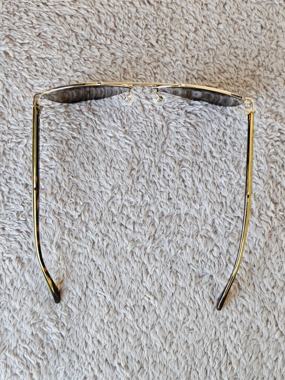 Gucci GG0528S Men's Aviator Sunglasses