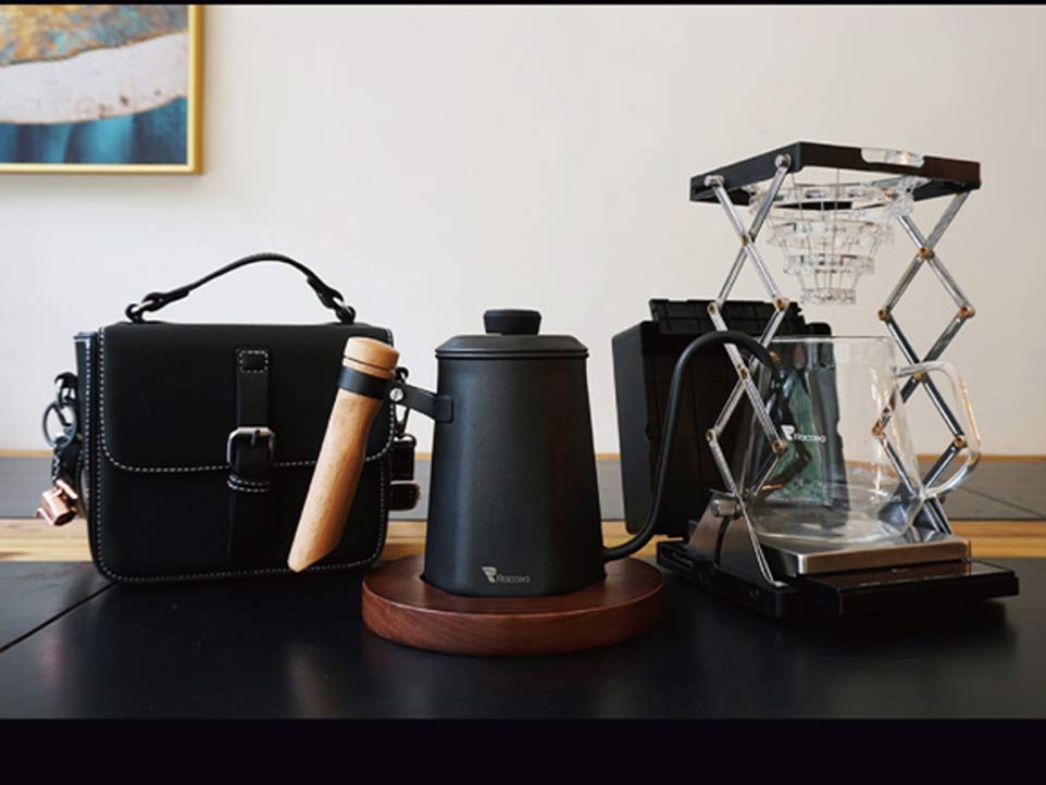 Set-scale machine with foldable coffee drip stan-gold, gray color 0609-098