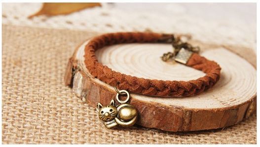 ยกม้วน ขายส่ง (ยกม้วน/100หลา) เชือกหนัง เชือกแบน เชือกหนังชามัวร์ เกาหลี สีแดงไวน์/แดงเลือดหมู