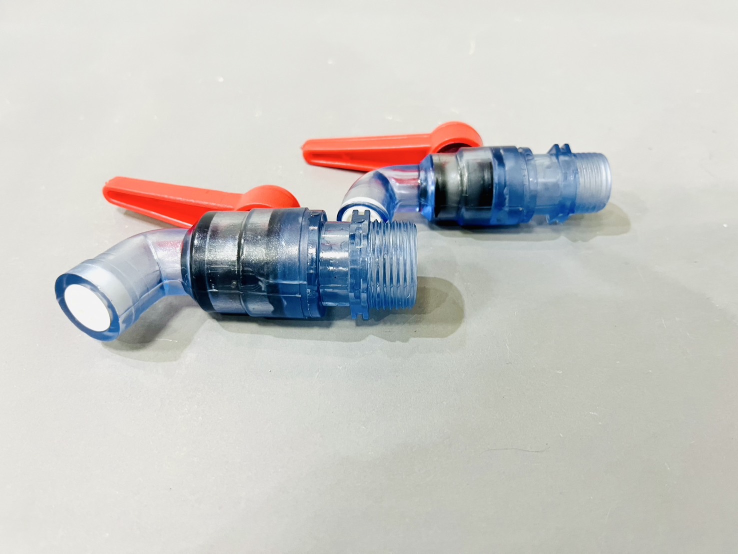 ก๊อกบอล PVC ใส