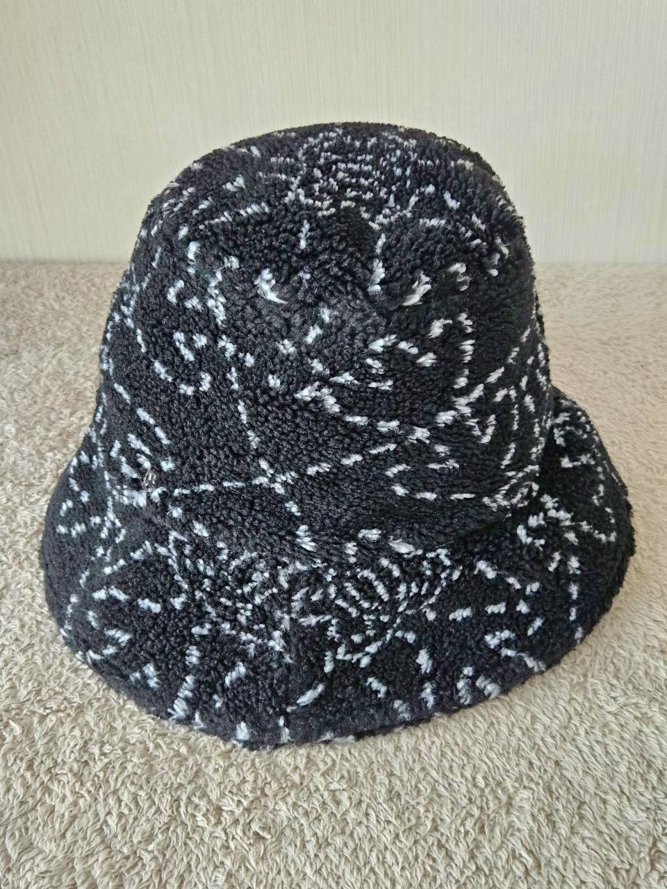 Chanel faux fur interlocking cc bucket hat