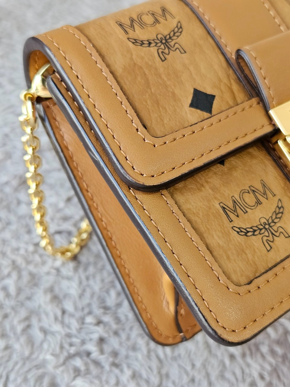 MCM Tracy Card Holder Ori ปี20