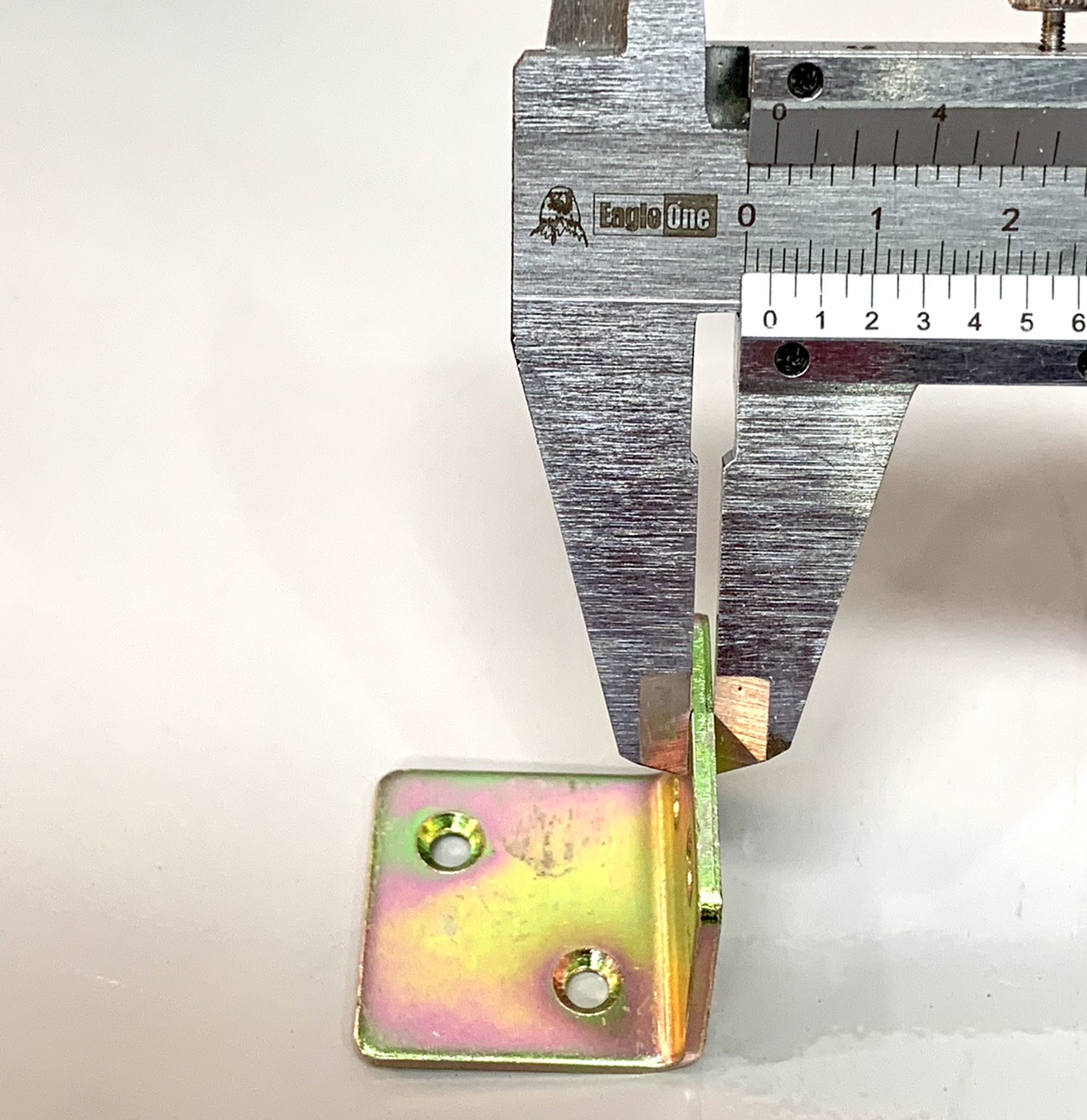 เหล็กรูฉากใหญ่ 30x30x2มิล