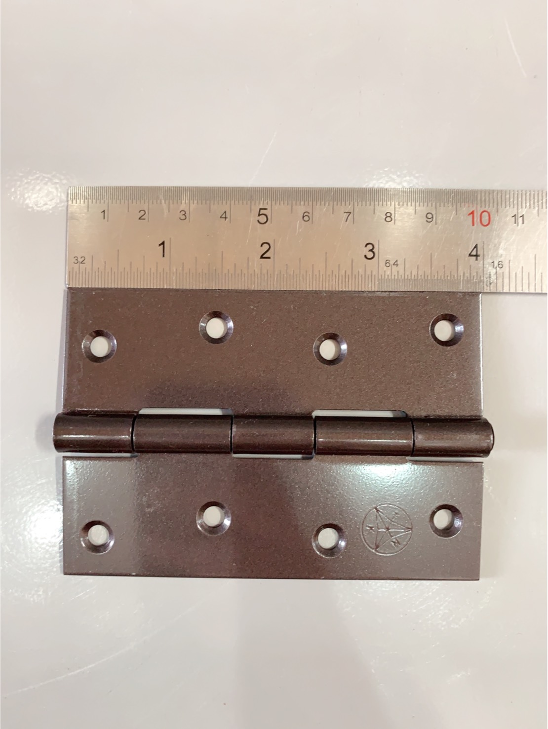 บานพับรมดำ 4"