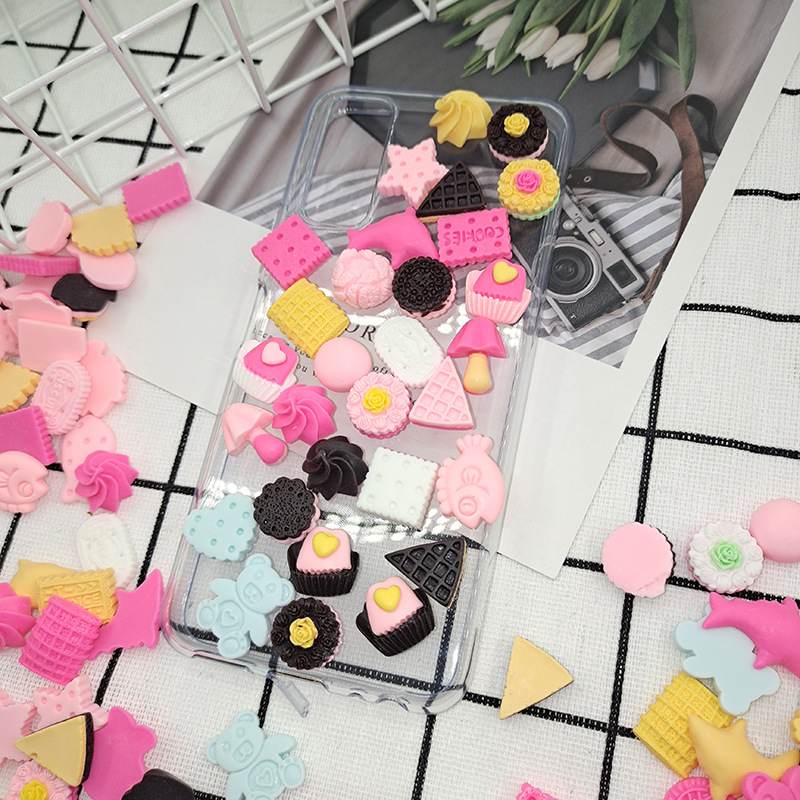 ขายส่ง เรซิ่นตกแต่ง DIY ชุดลายคุ๊กกี้ เค้ก (คละลาย) ประมาณ 100ชิ้น/แพค