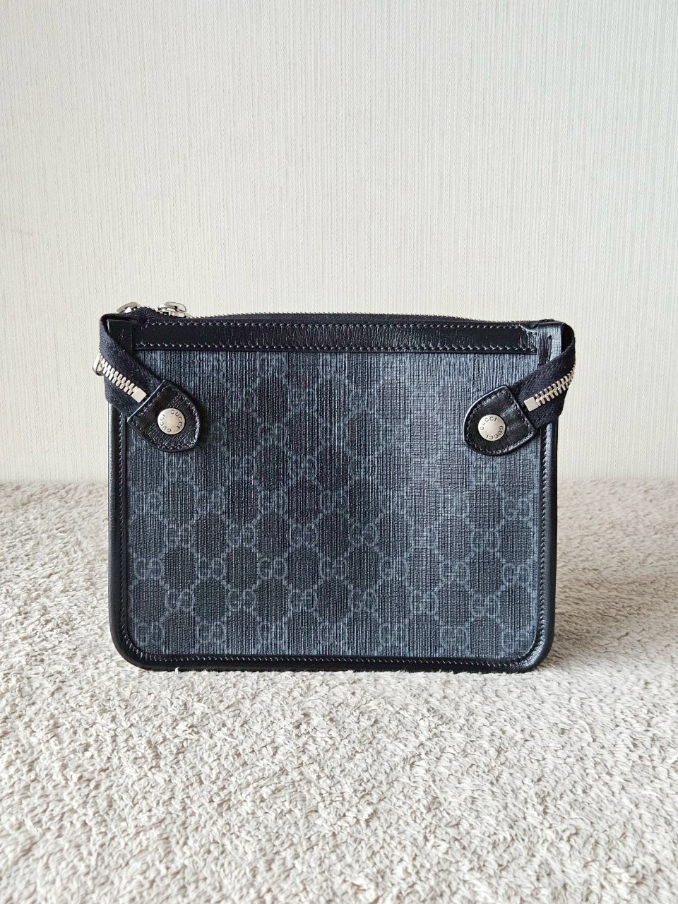 Gucci 674164 Messenger Bag With Interlocking G