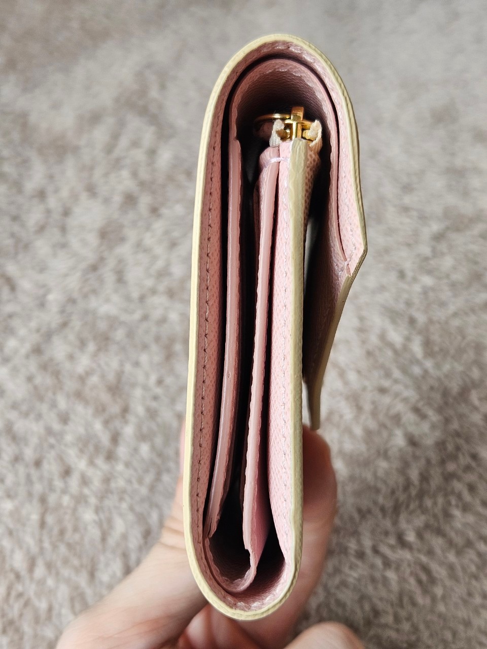 LV Victorie Azur ปี21 microchip