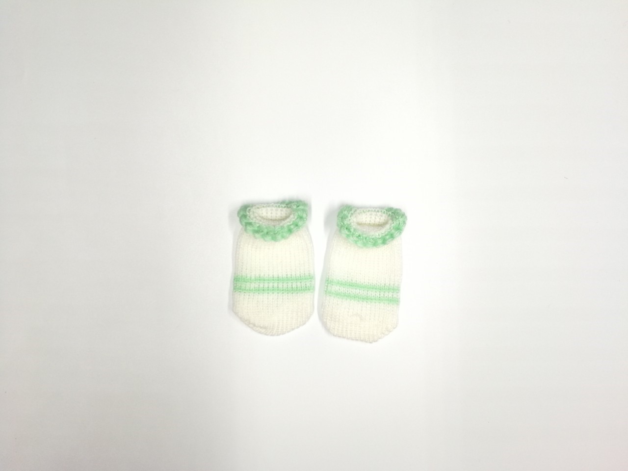 ขายส่ง ถุงมือเด็กอ่อน ถุงมือทารก ถุงมือเด็กแรกเกิด รุ่นถุงมือพื้นขาวริ้วรุ้ง (ราคาต่อโหล) nongnini1988