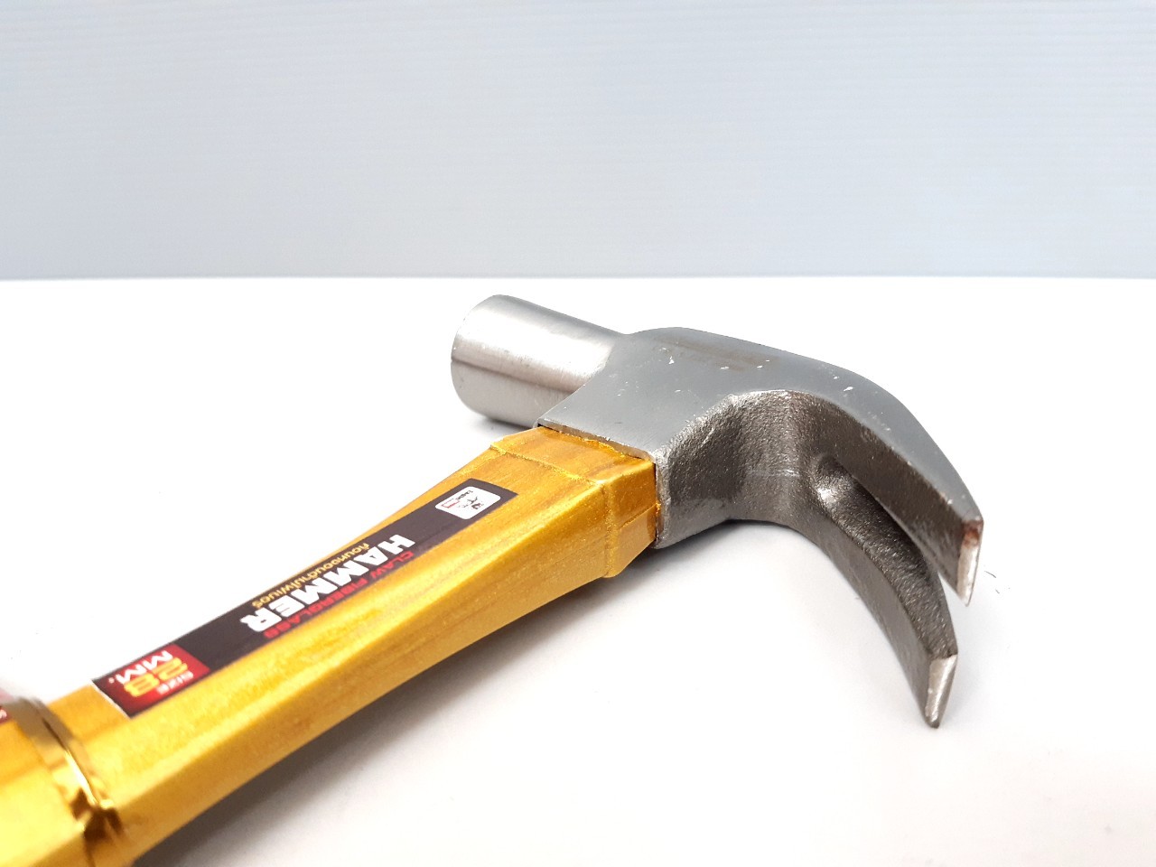 ค้อนหงอนด้ามไฟเบอร์ 29mm EagleOne