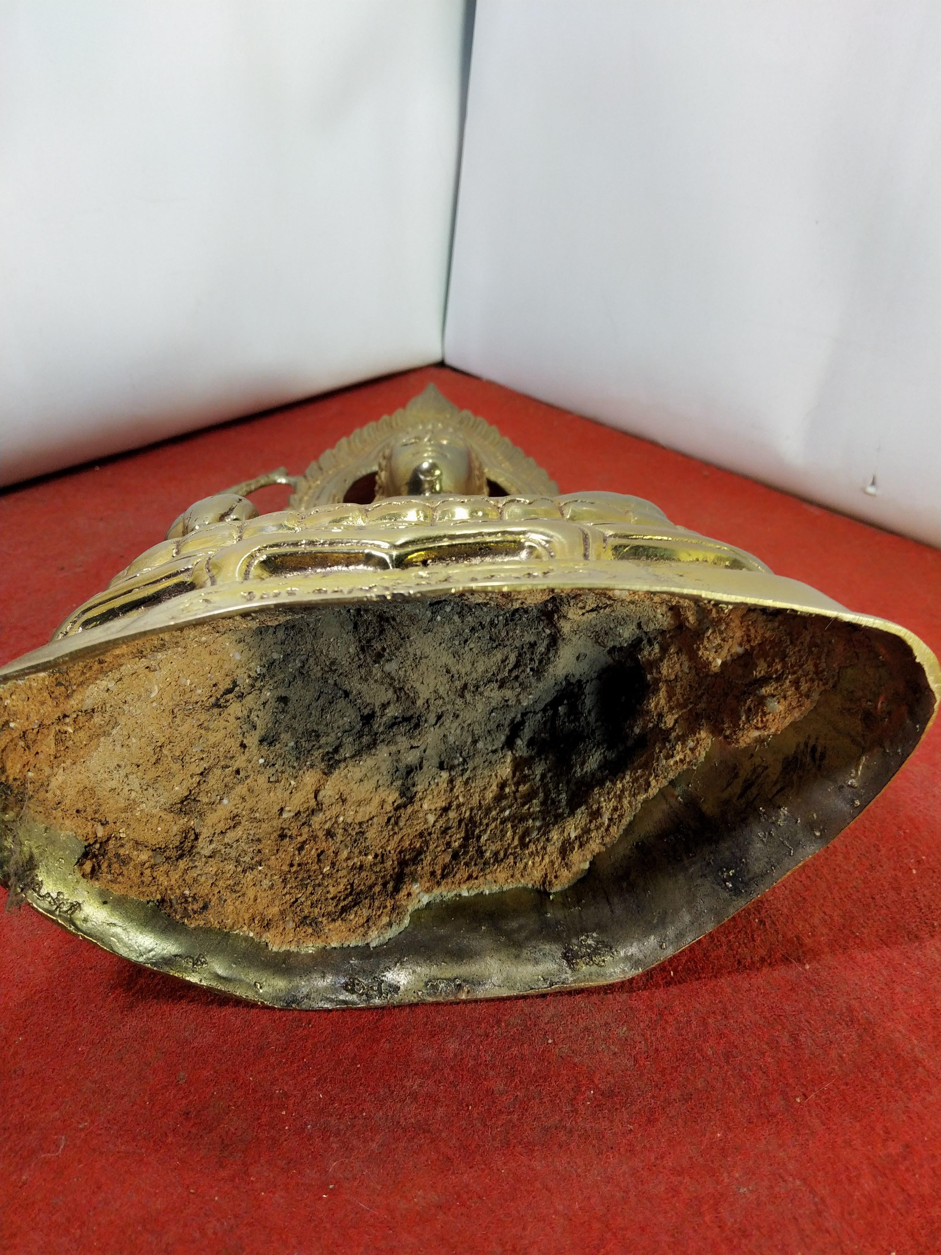 พระพุทธชินราช ๒๕ ศตวรรษ ฐานกว้าง 6 นิ้ว เนื้อทองเหลืองขัดเงางดงาม