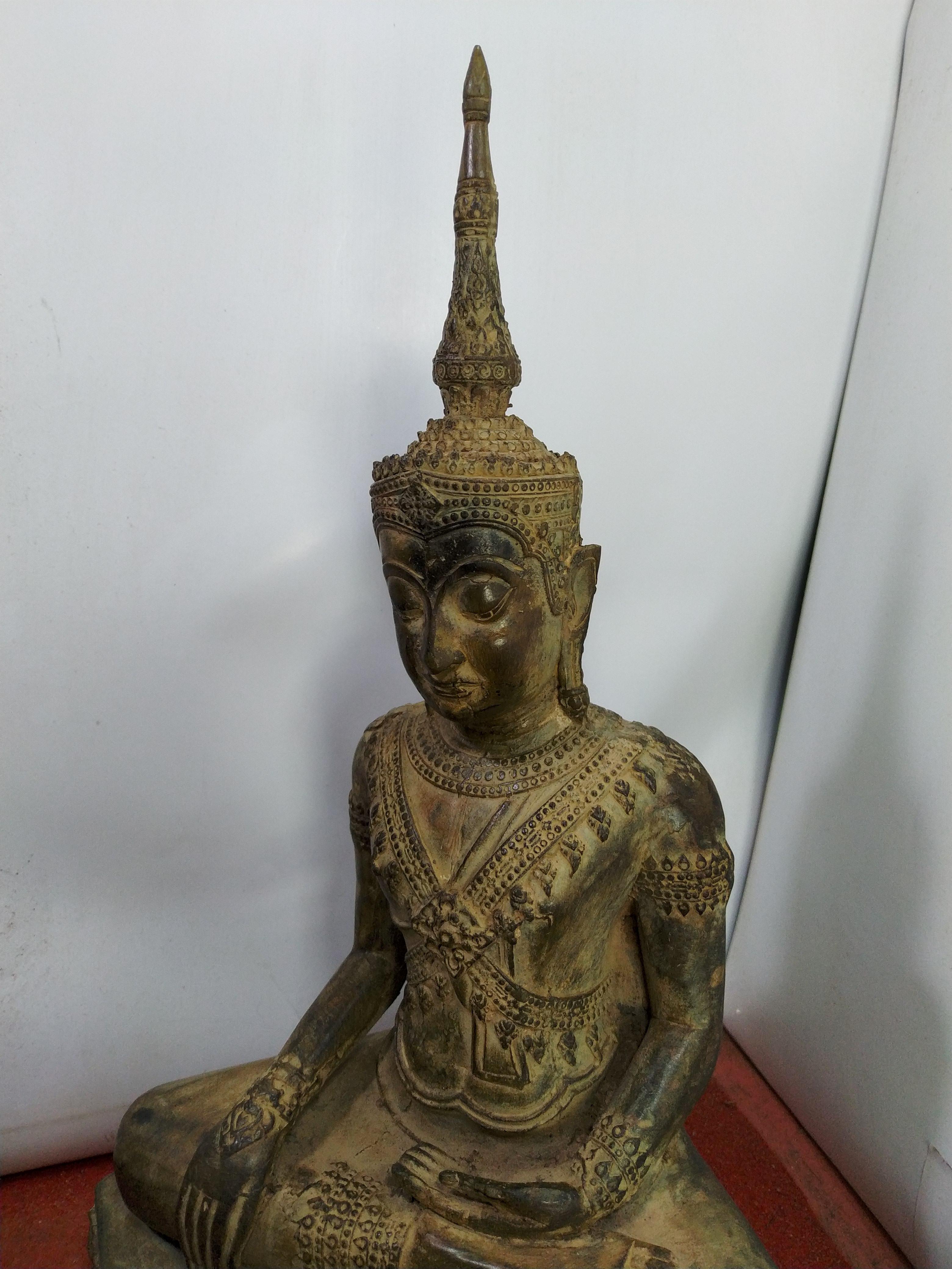พระพุทธนิมิตรวิชิตมารโมลี ศรีสรรเพชญ์บรมไตรโลกนาถ(องค์จำลอง) หน้าตัก 7 นิ้ว เนื้อสำริดสภาพเก่า