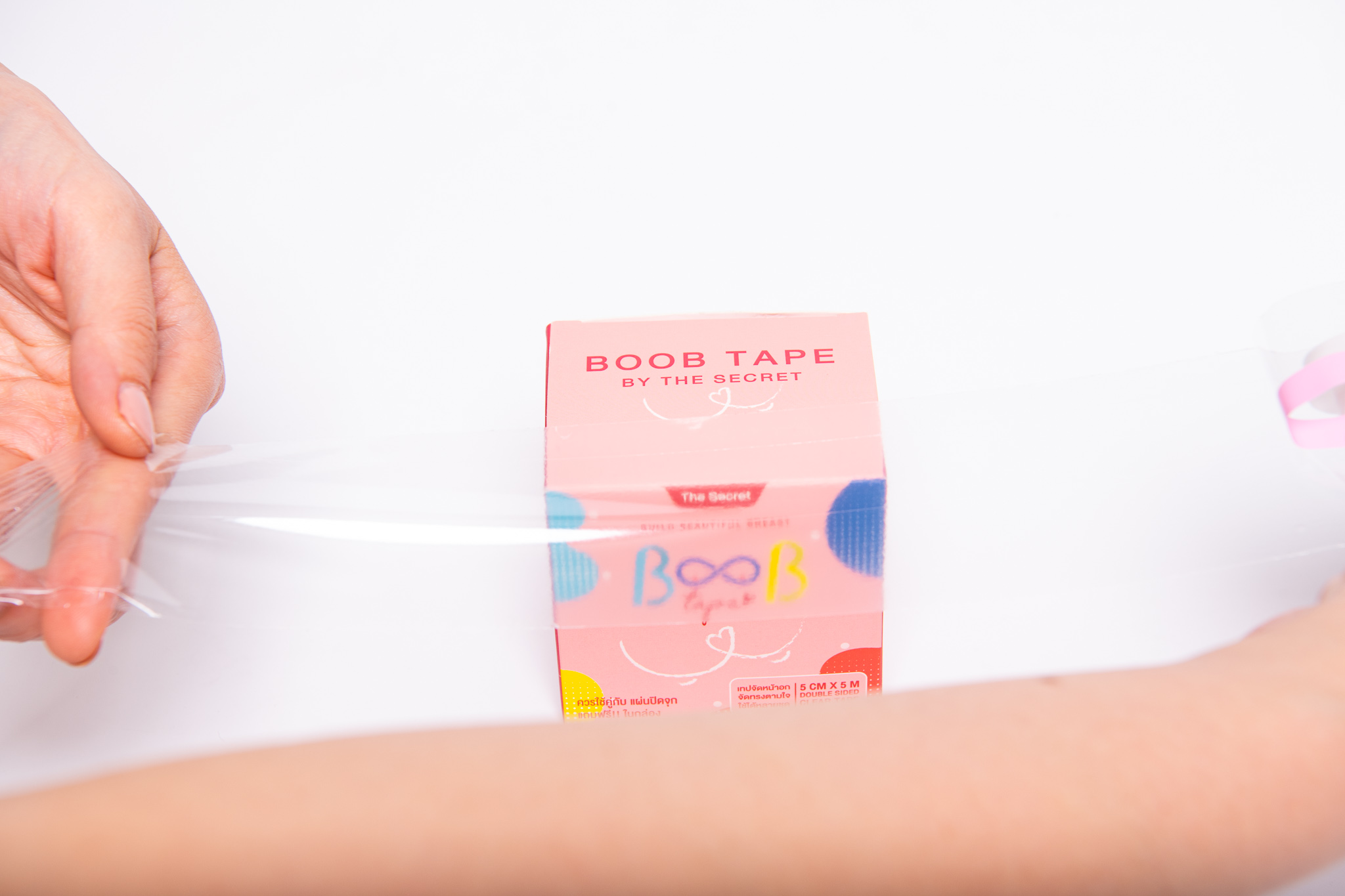 BOOB TAPE The Secret แถมฟรี‼️ ซิลิโคนปิดจุก เทปแปะกันโป๊ เทปผ้า เทปแปะอก เทปกาว เทปยกกระชับ