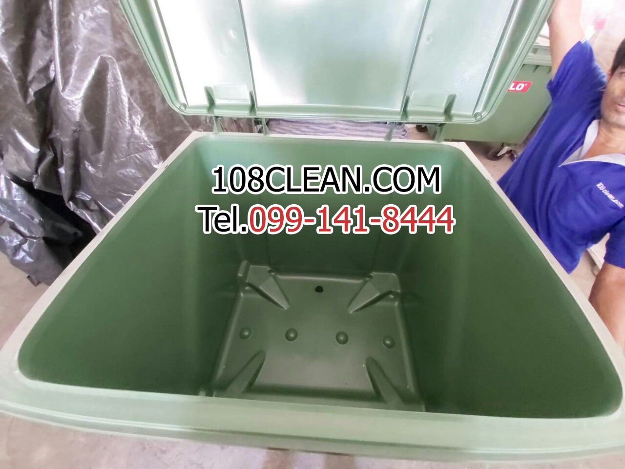 ถังขยะเทศบาล พร้อมล้อเข็น 660 ลิตร ฝาเรียบ (สีเขียว)
