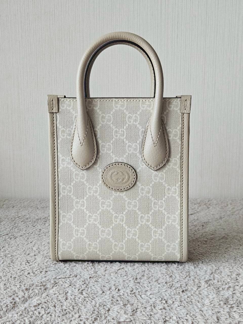 Gucci Mini Tote Interlocking Beige