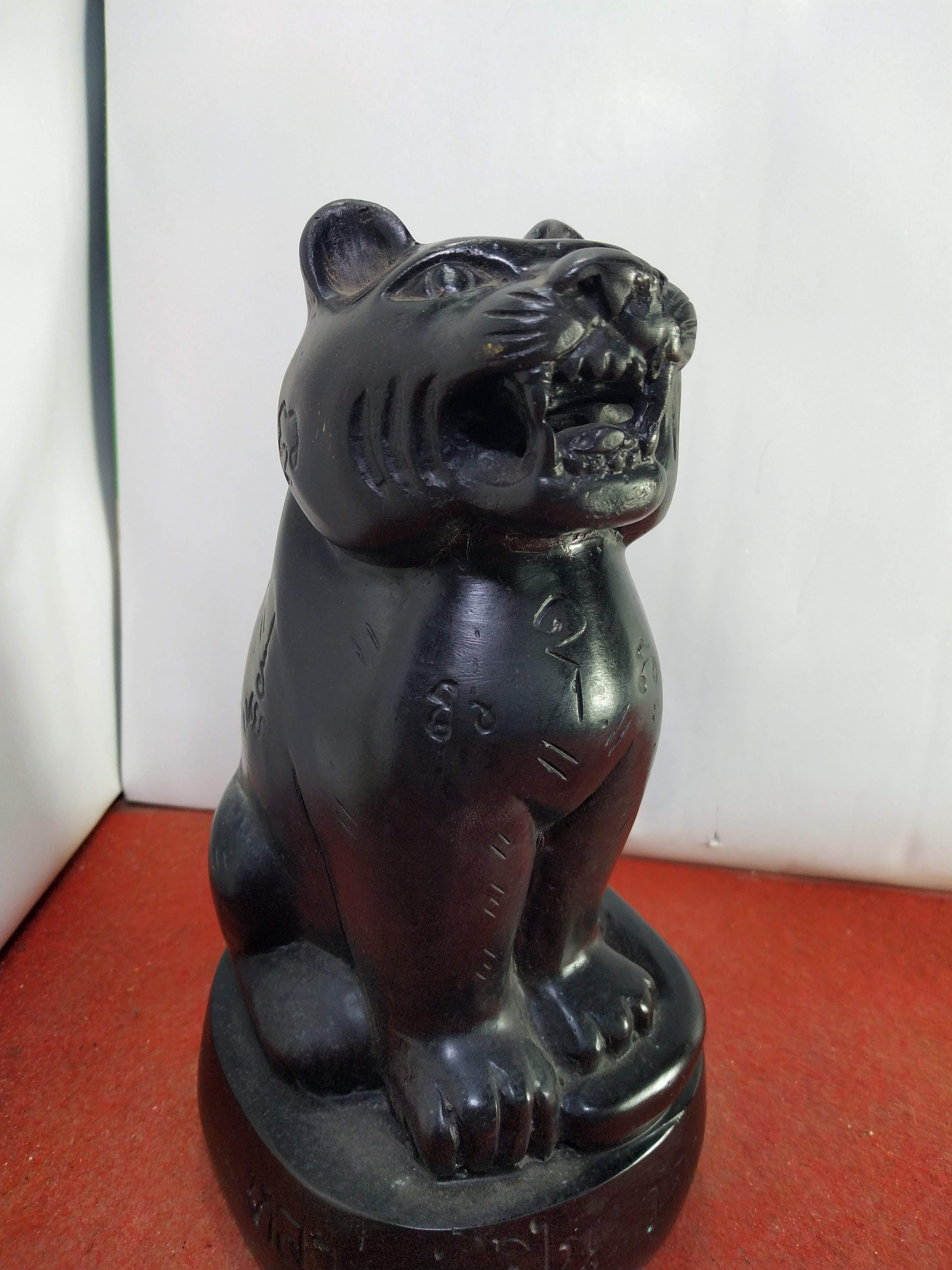 เสือ หลวงพ่อเปิ่น วัดบางพระ เนื้อโลหะสำริด สูง 9 นิ้ว