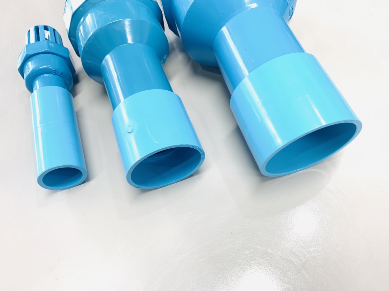 ฟุตวาล์วดูดน้ำ PVC สวม โรงเล็ก (หัวกะโหลก)