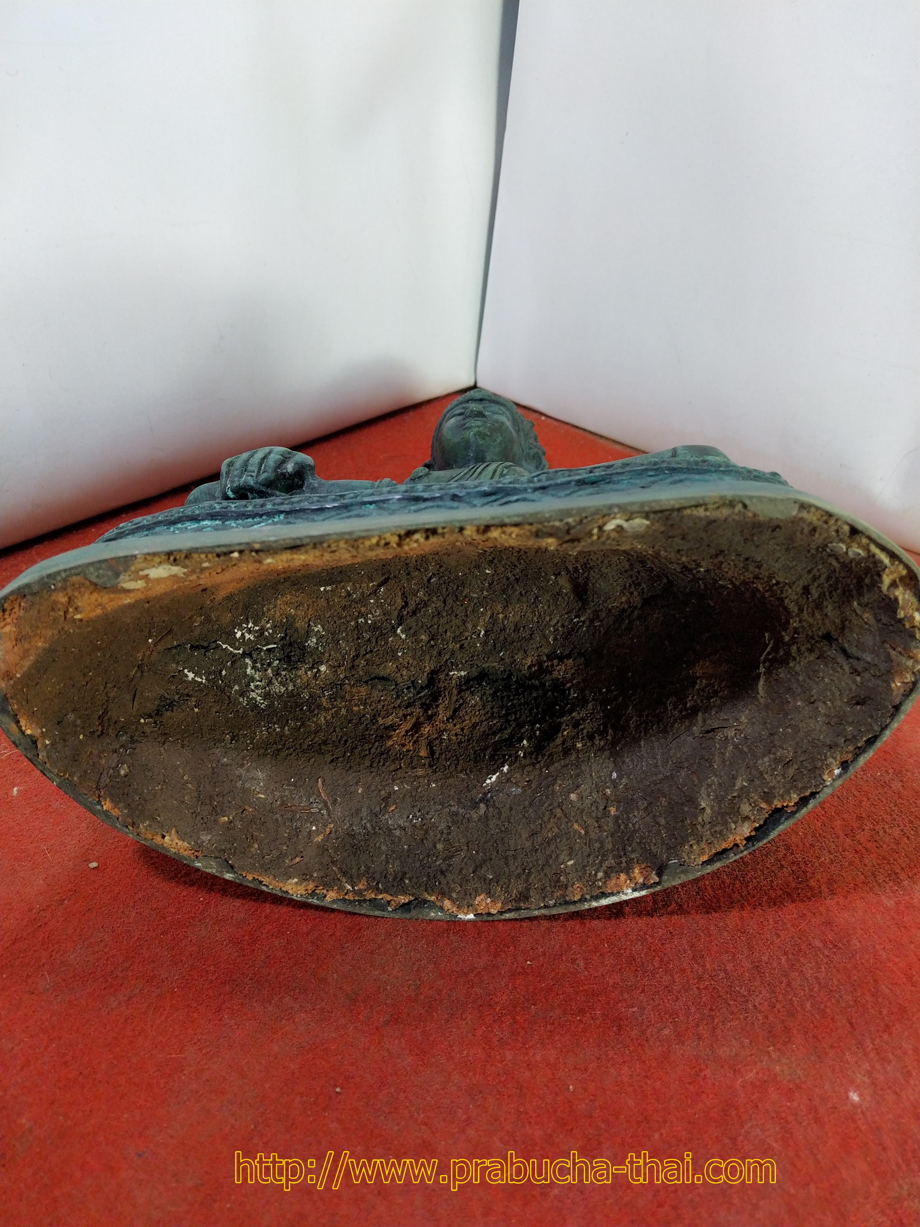 พระลพบุรีทรงเทริดขนนก หน้าตัก 5 นิ้ว เนื้อโลหะสำริด