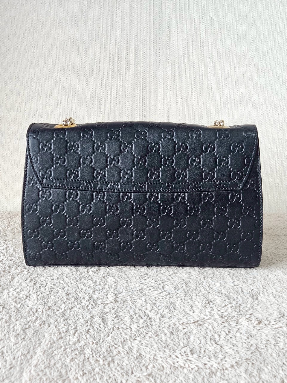 Gucci 295402 Emily Guccissima Medium