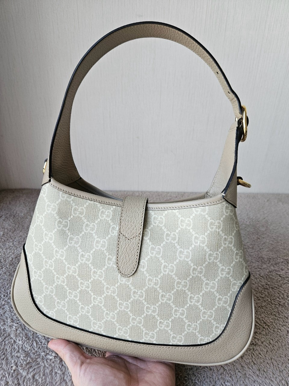 Gucci Jackie 1961 Small beige