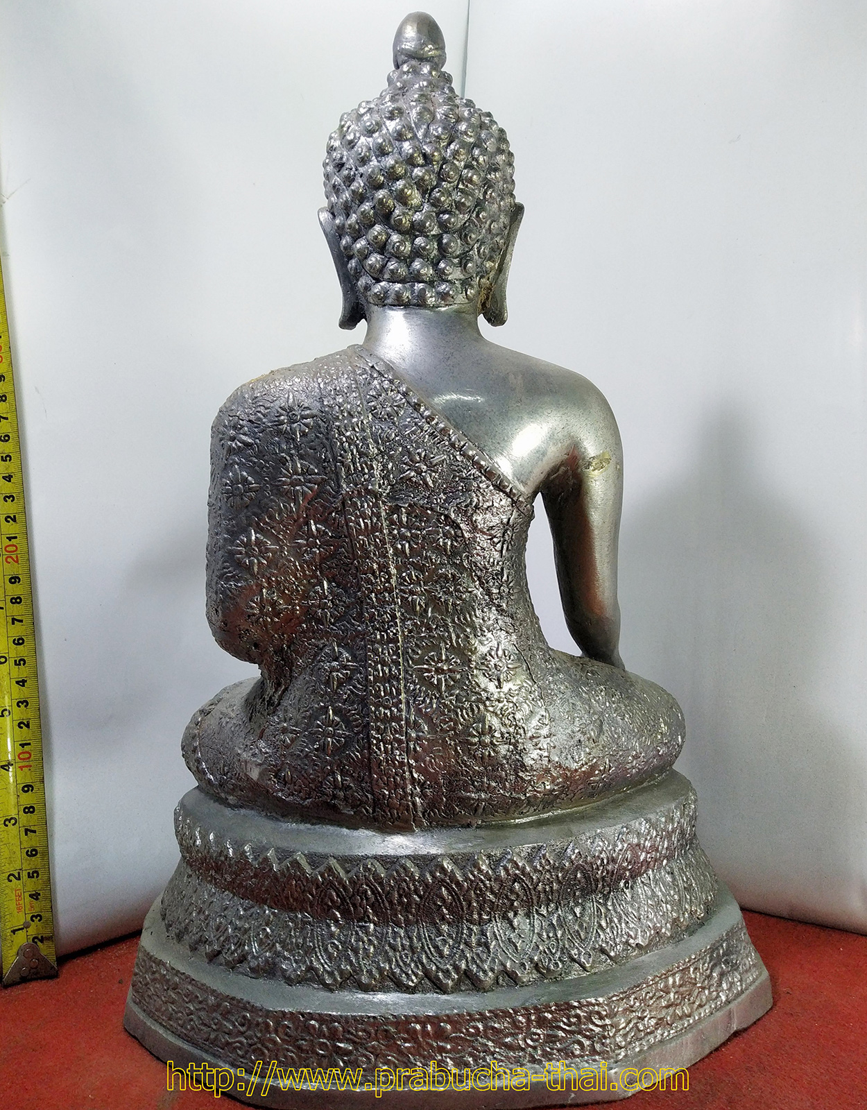 พระเชียงแสน ปางชนะมาร ห่มจีวรลายดอกพิกุล หน้าตัก 9 นิ้ว