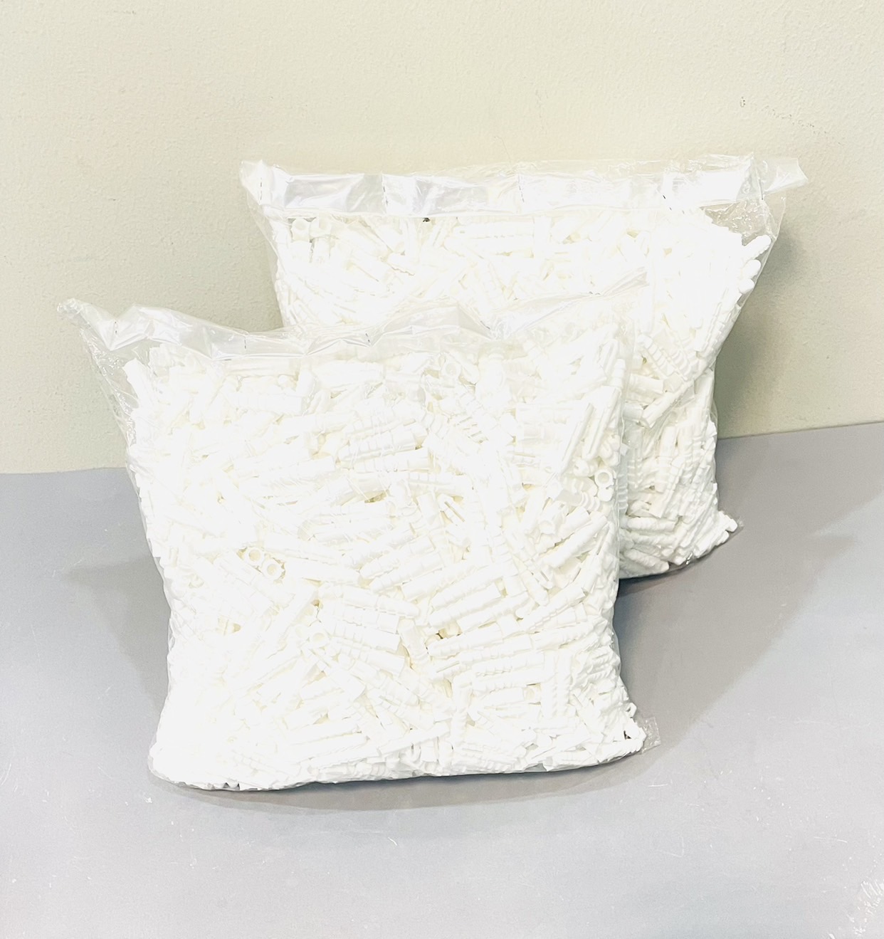 พุ๊กพลาสติก # 7 (ถุงละ 1 กก.)