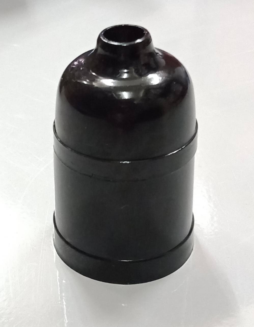 ขั้วห้อยเกลียว ดำ E27-N