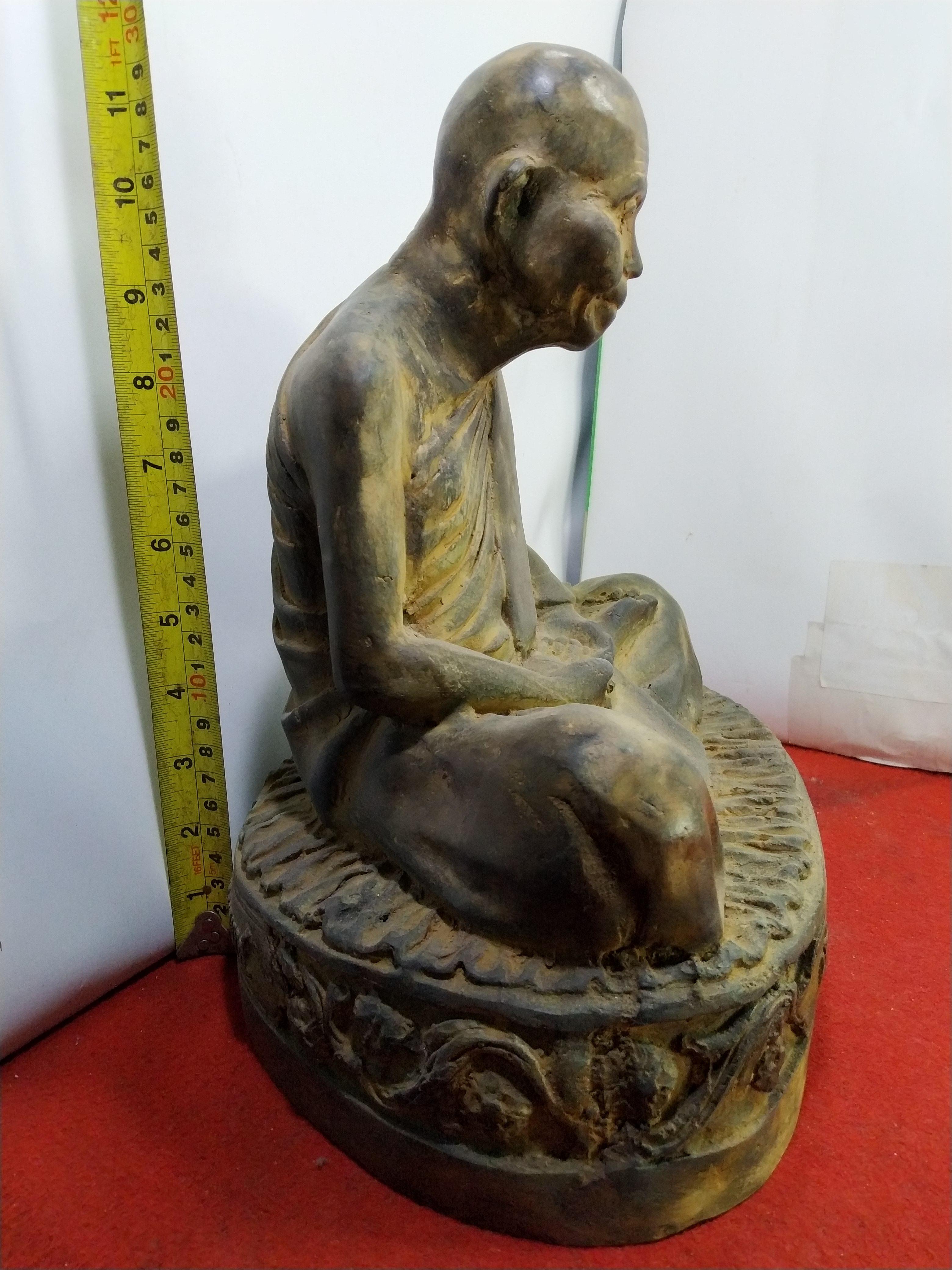 พ่อท่านคล้าย วาจาสิทธิ์ วัดสวนขัน เทวดาเมืองคอน หน้าตัก 9 นิ้ว