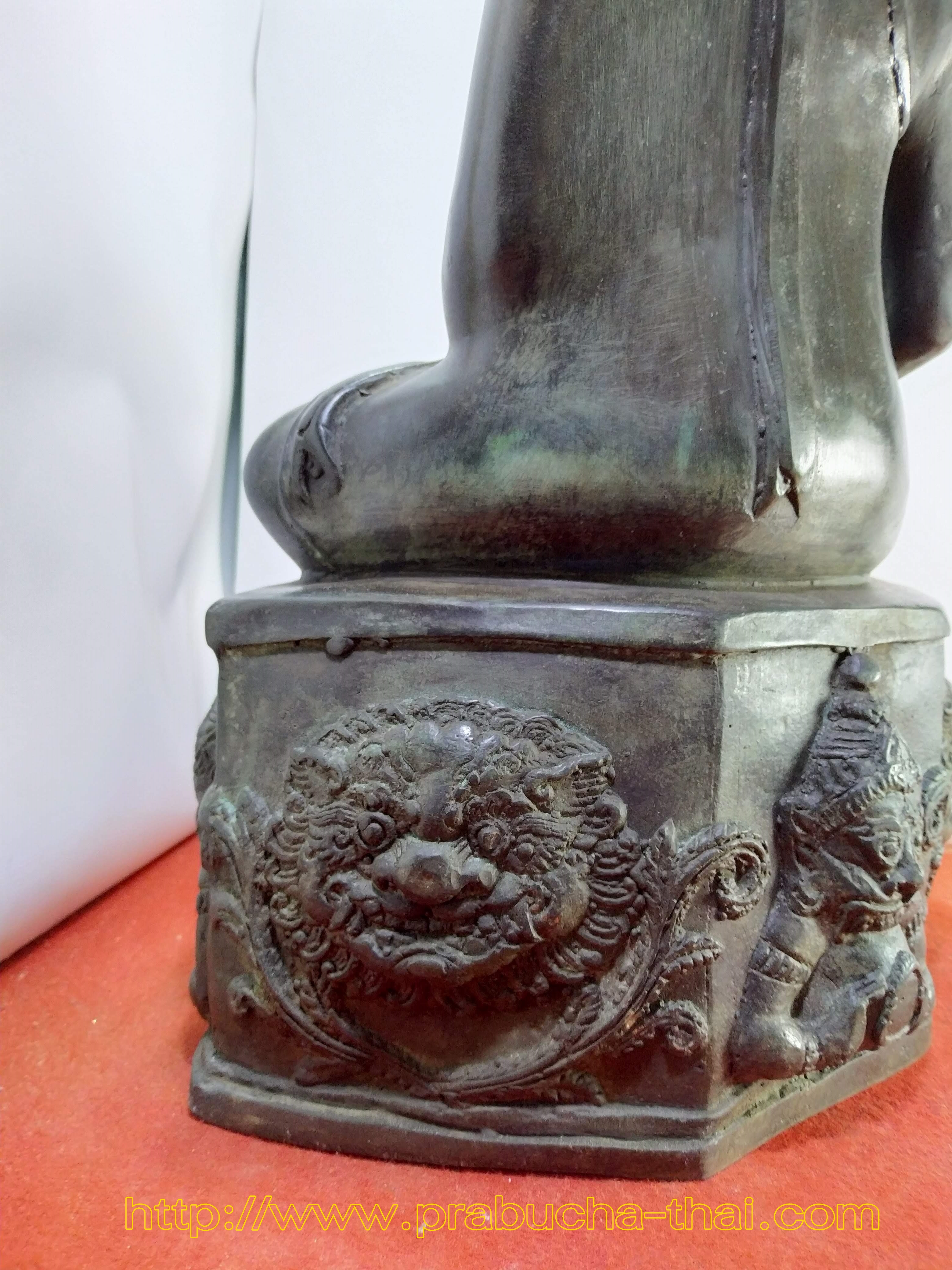 พระเชียงแสน สิงค์1 ฐานเศียรราชสิห์ ราหู หน้าตัก 9 นิ้ว เนื้อโลหะสำริด