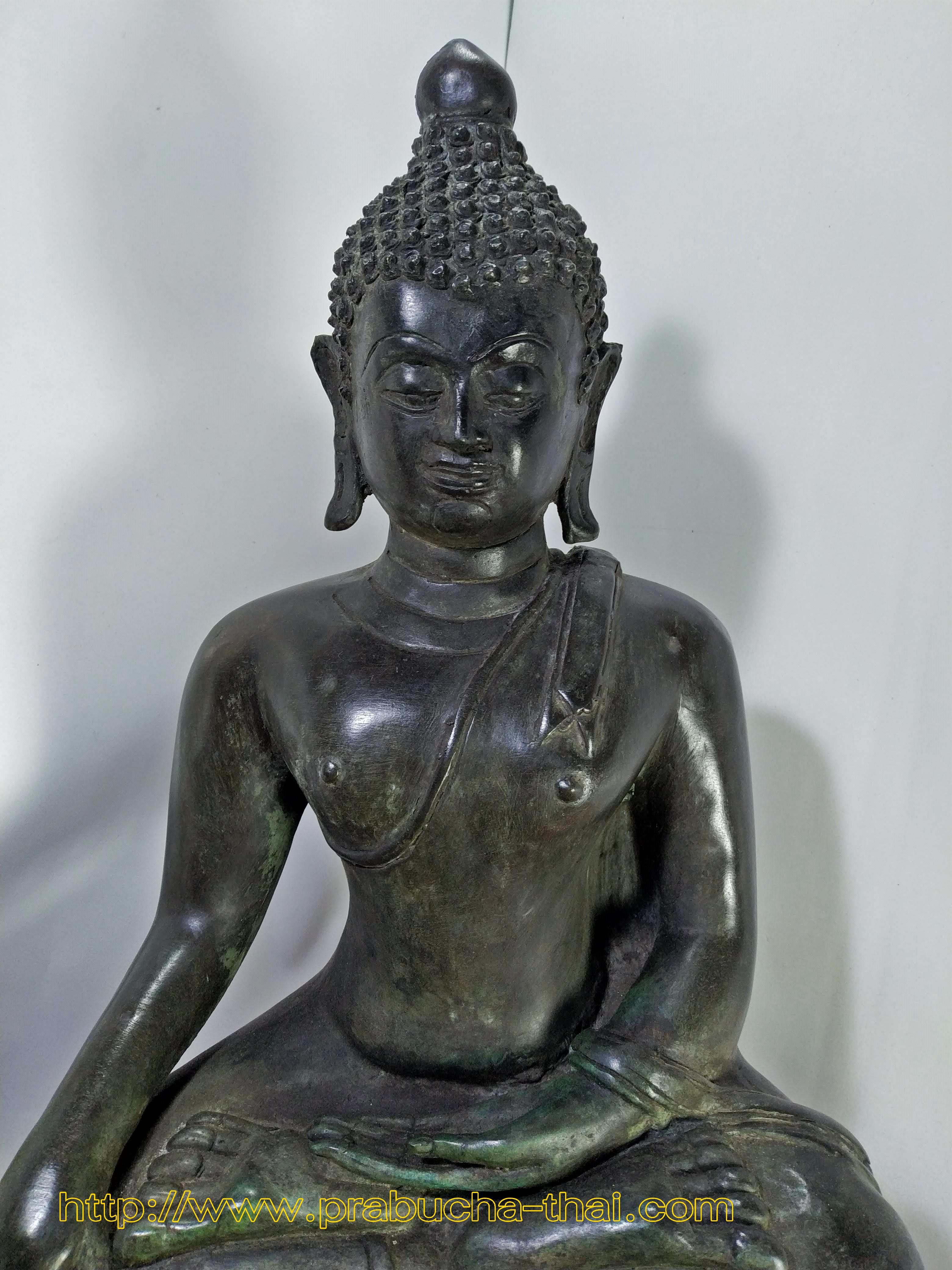 พระเชียงแสน สิงค์1 ฐานเศียรราชสิห์ ราหู หน้าตัก 9 นิ้ว เนื้อโลหะสำริด