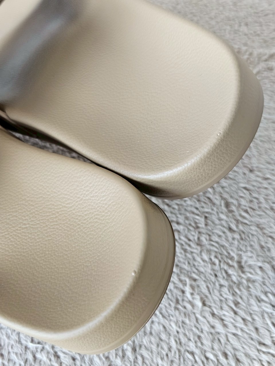 Balenciaga Pool Slides With Logo สีน้ำตาล