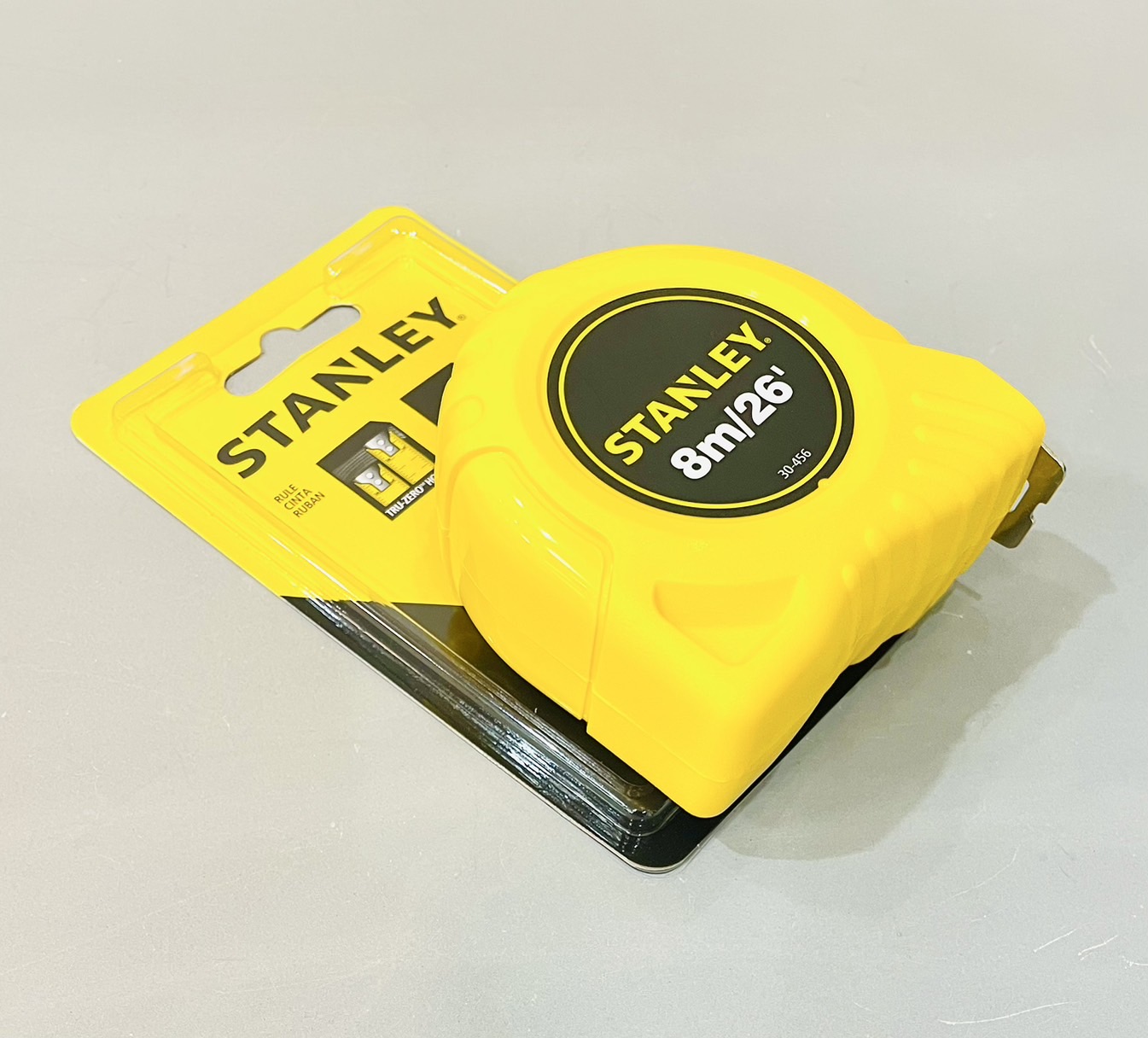 ตลับเมตร สแตนเล่ย์เหลือง 8ม. Globe