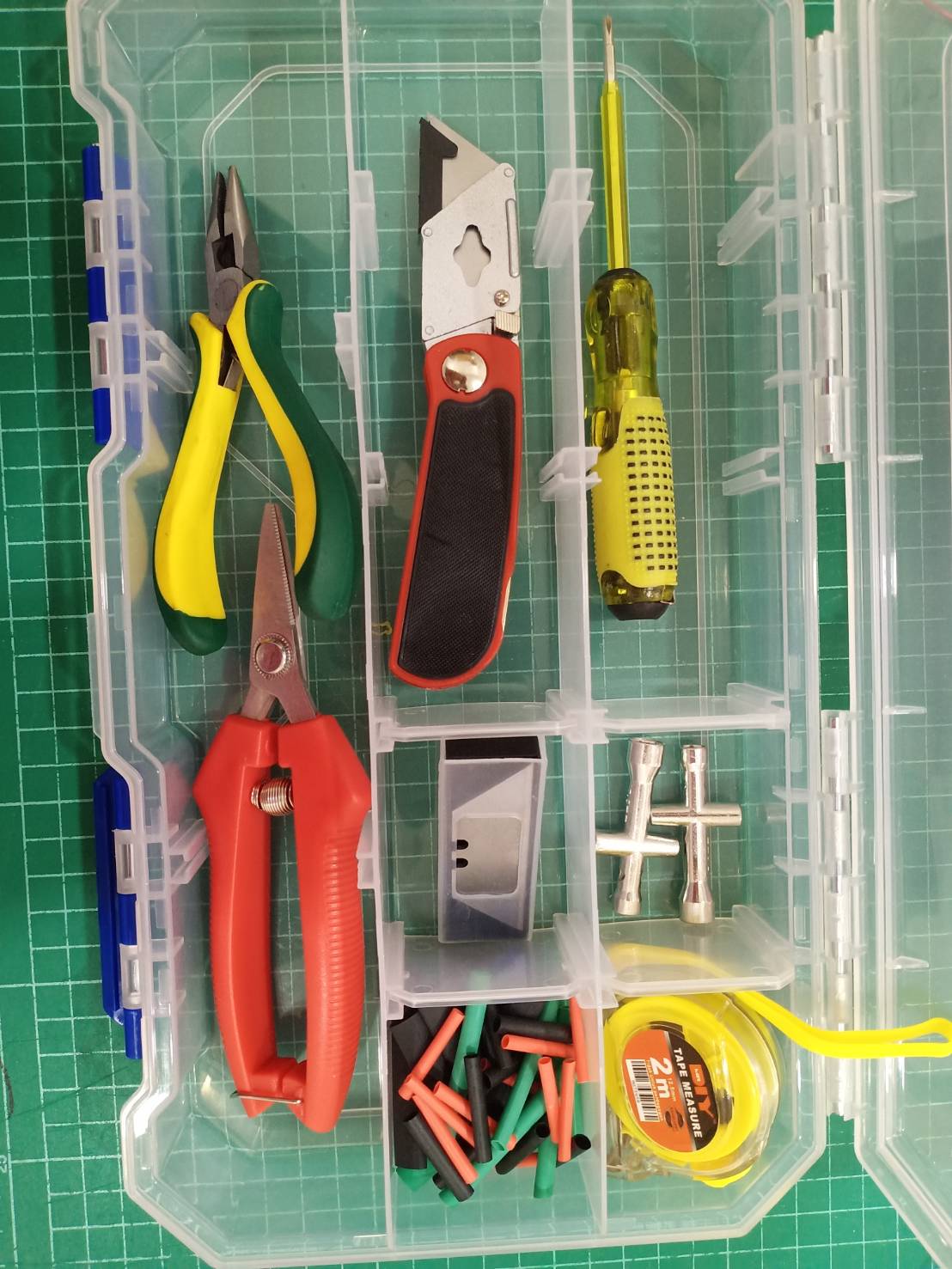 กล่องเครื่องมือสำหรับนักประดิษฐ์ หุ่นยนต์ 2024