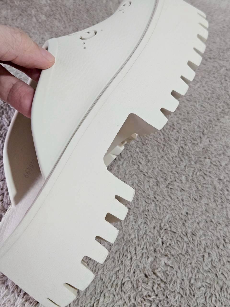 Gucci Platform Perforated G Sandal White