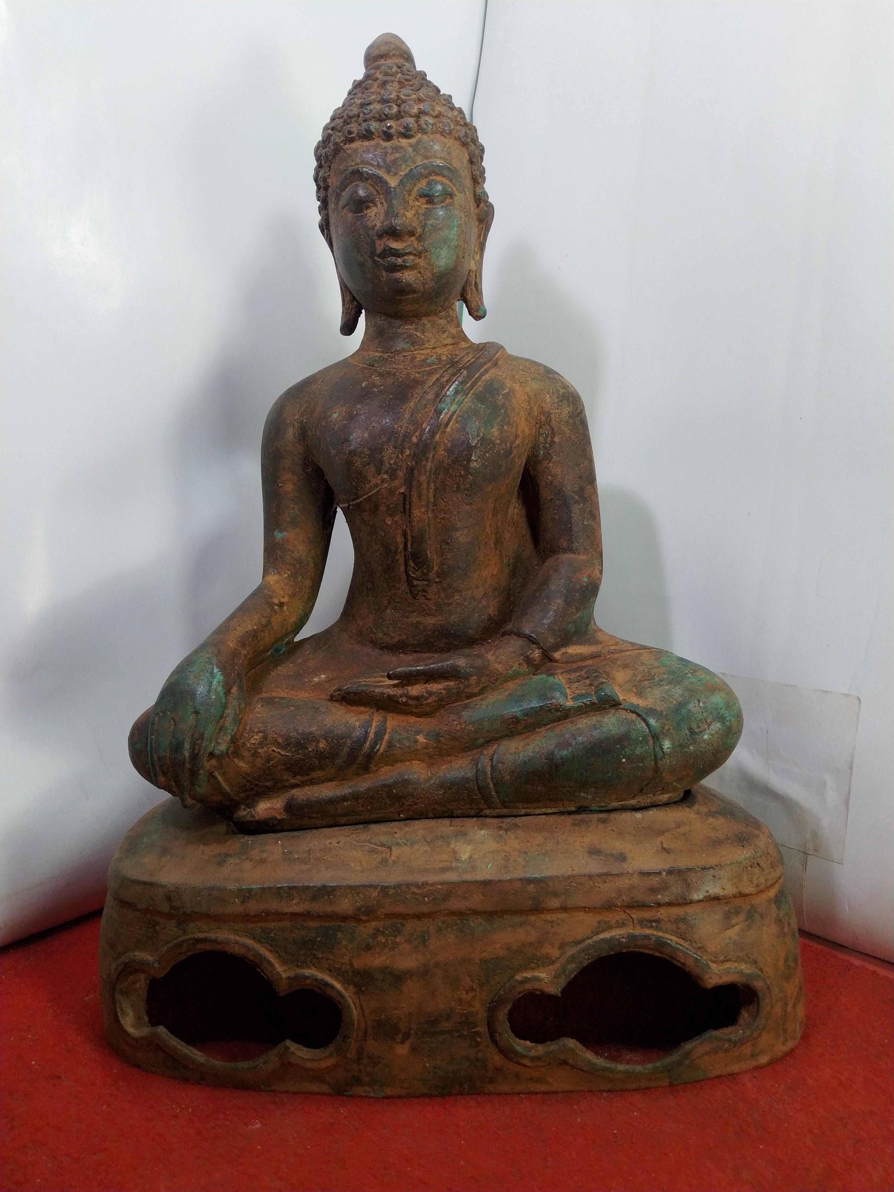 พระเชียงแสน สิงค์3 หน้าตัก 9 นิ้ว เนื้อโลหะสำริดสภ่าพเก่า